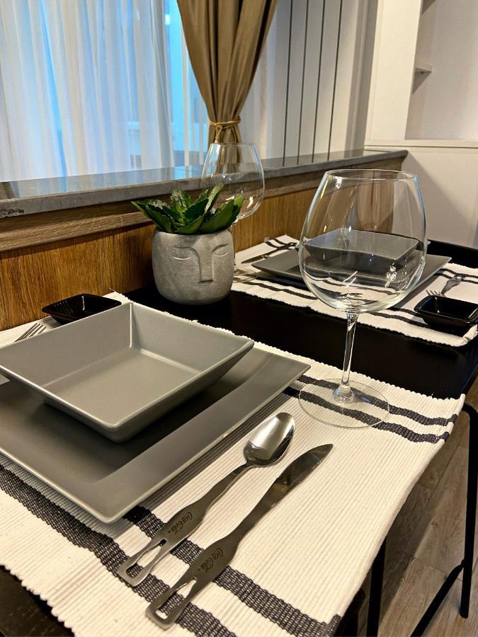 Lovely Studio In The City Center Of Bukarest Kültér fotó